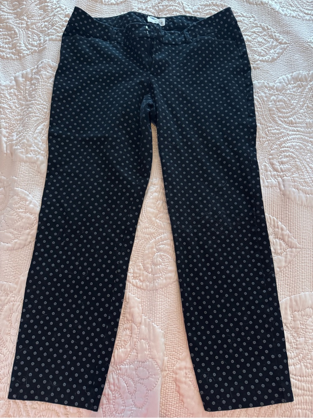 Old Navy Diva pants in women’s size 12